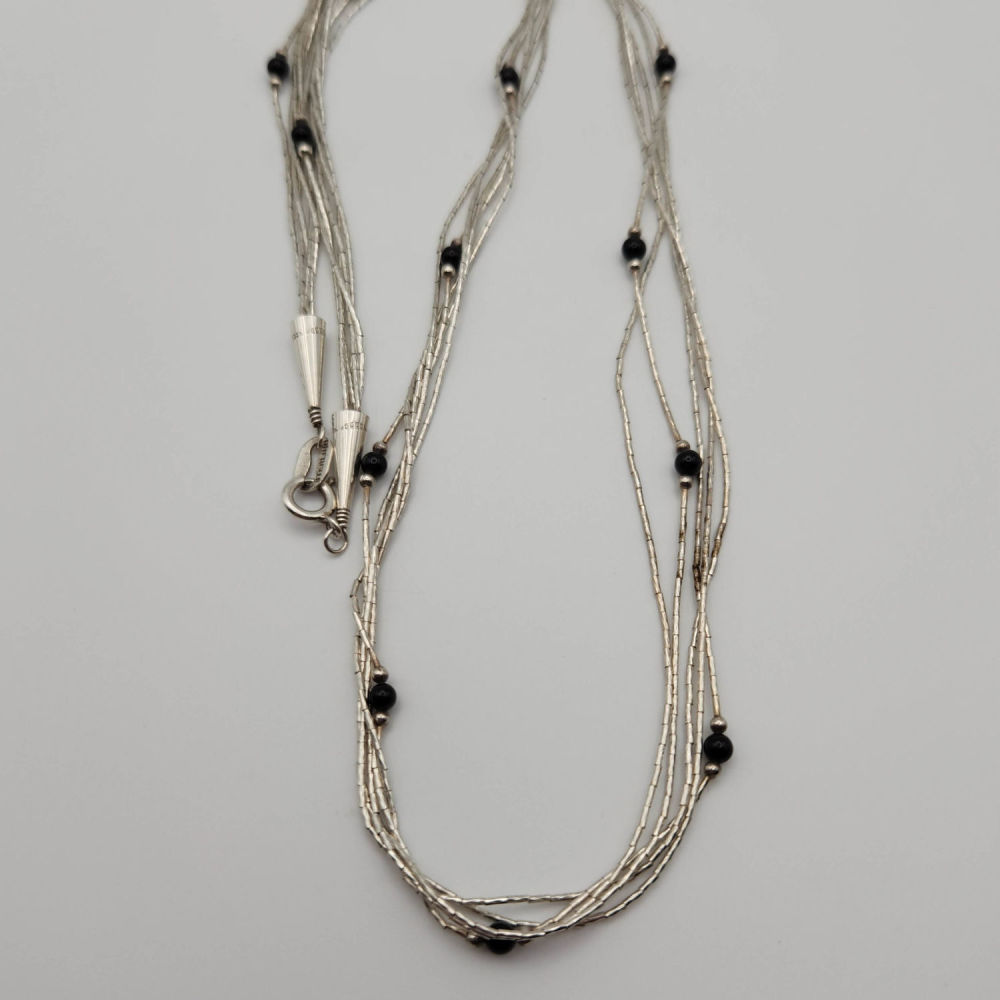 Lot 262: Liquid Sterling SIlver Onyx Necklace 10g