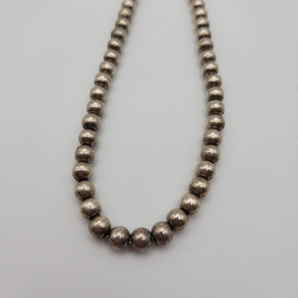 Lot 281: Sterling Bead/Pearl Necklace Collar 47.3g