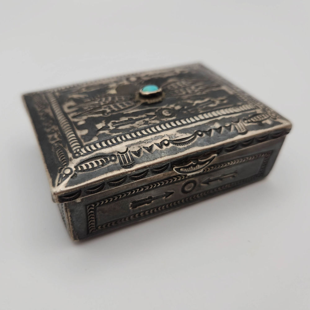 Lot 282: Sterling Silver Turquoise Trinket Box 120.8g