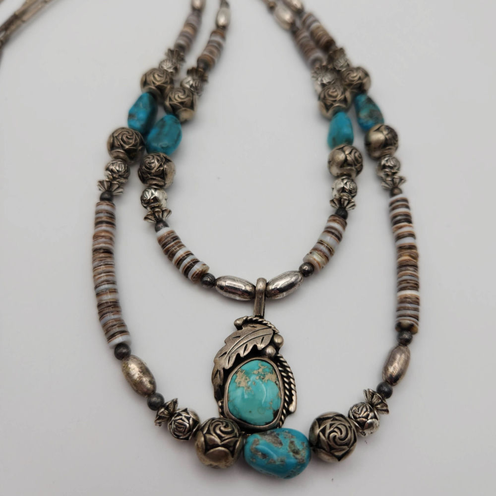 Lot 285: Lincoln Shepherd Navajo Turquoise Sterling Necklace 33g