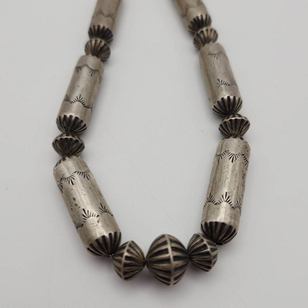 Lot 286: Sterling Navajo Benchbead Necklace 38g