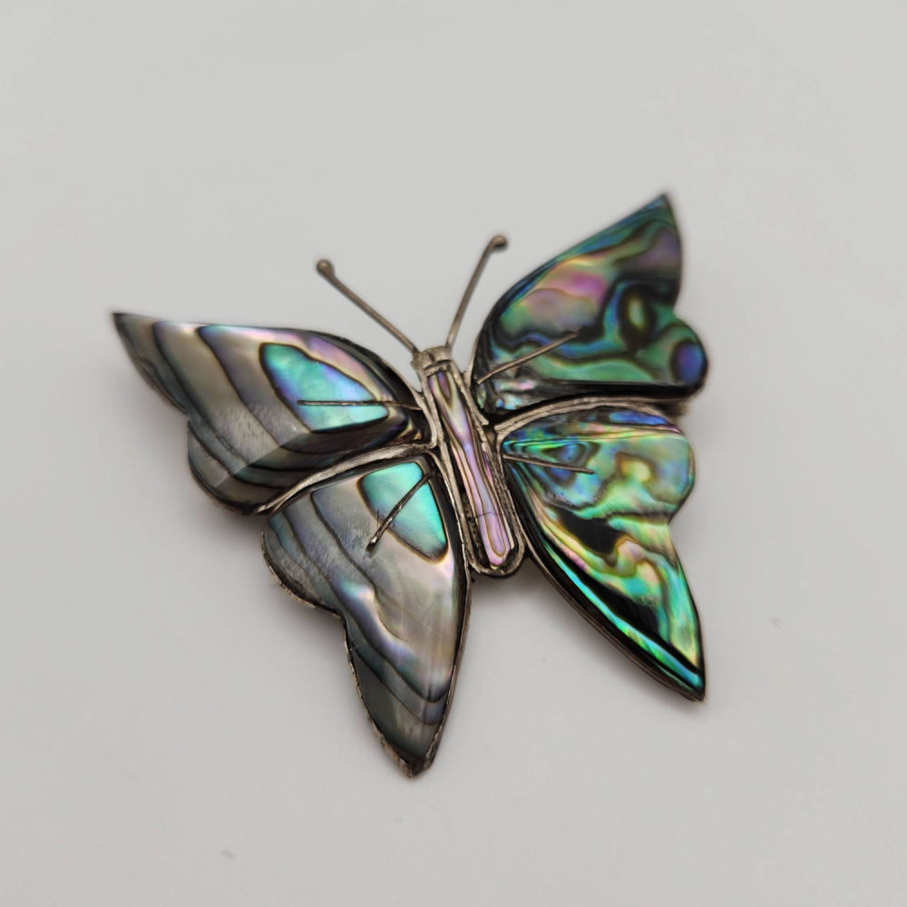 Lot 297: Sterling Abalone Butterfly Brooch 7.4g