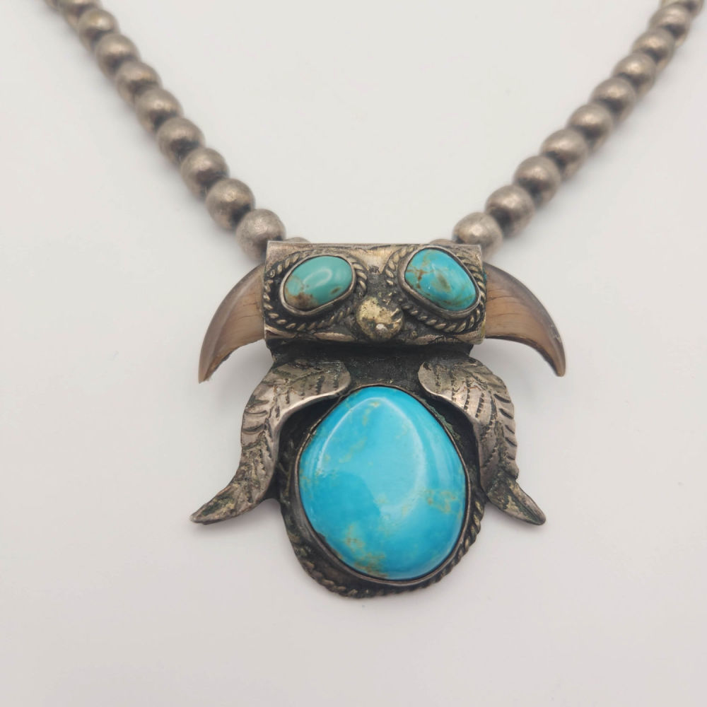 Lot 302: Tawn Sterling Navajo Bear Claw Owl Turquoise Necklace