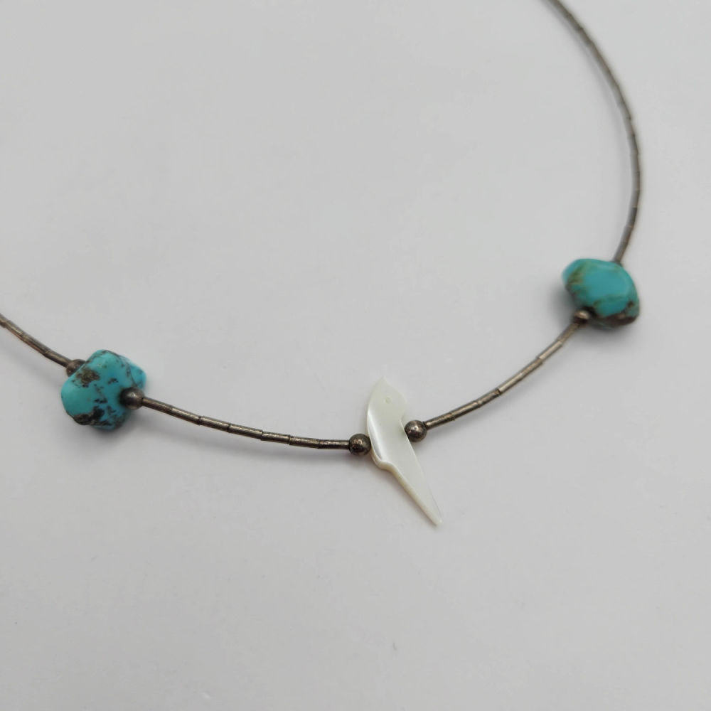 Lot 351: Sterling Liquid Silver Turquoise Necklace MOP 9.2G
