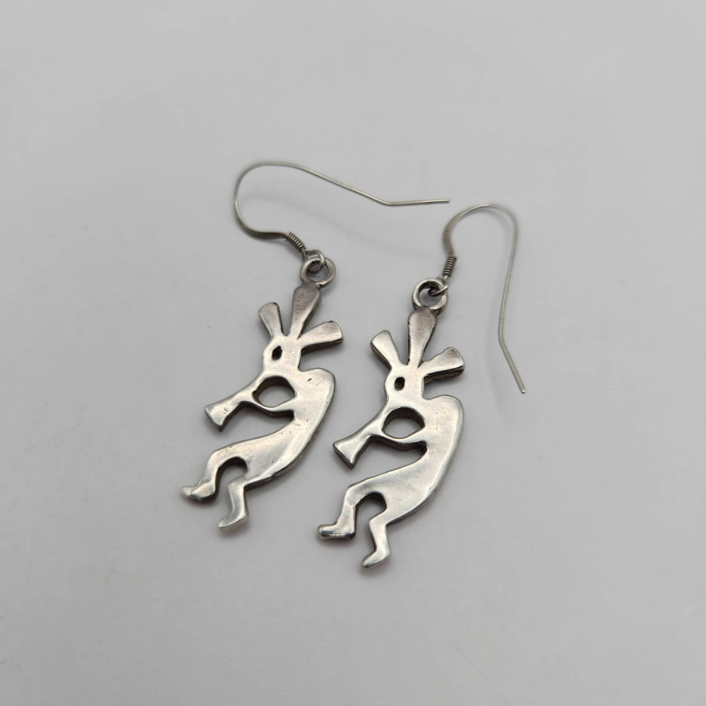 Lot 353: Sterling Kokopelli Earrings 5.9G
