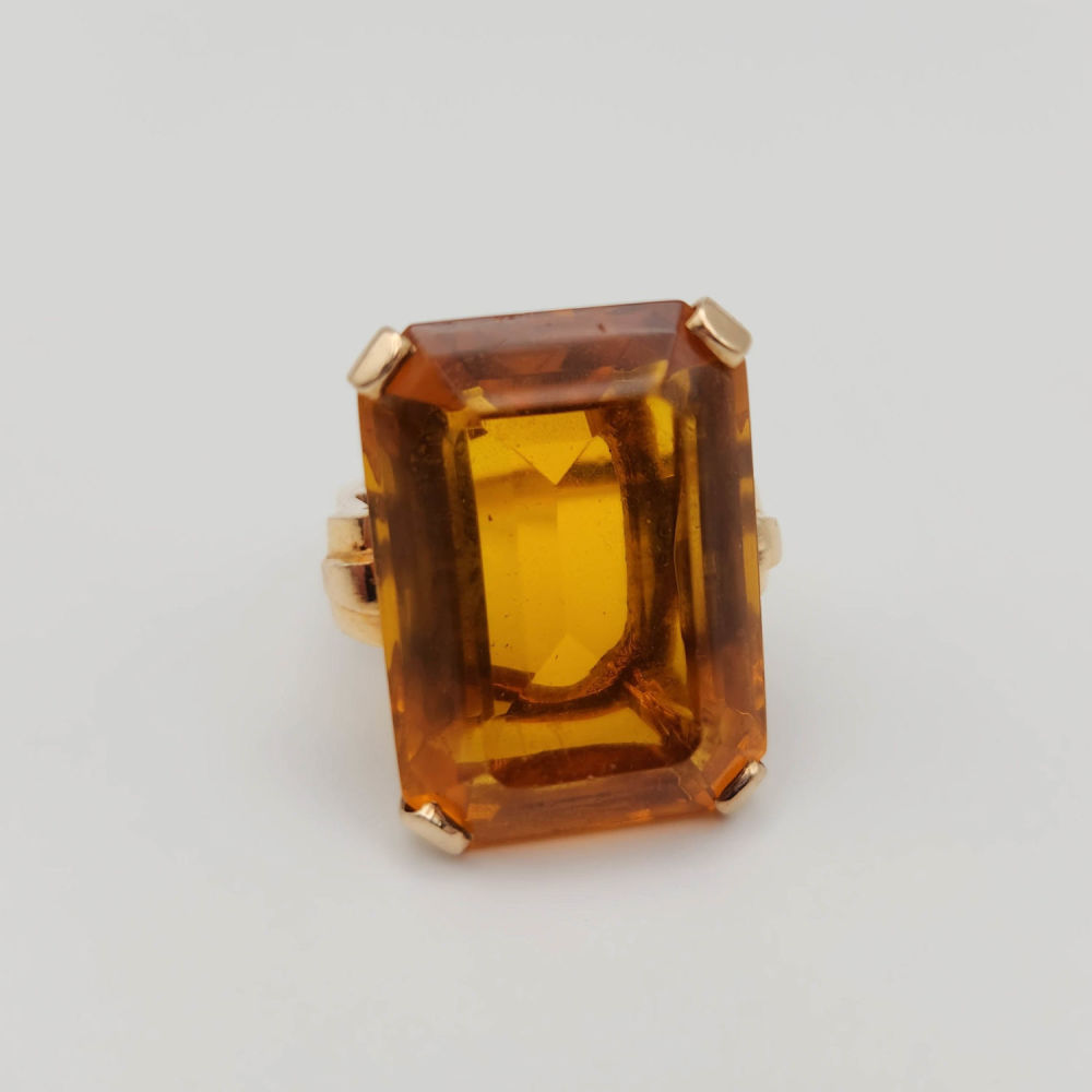 Lot 375: Huge 14k Gold Carat Citrine Ring Sz7 15.3g
