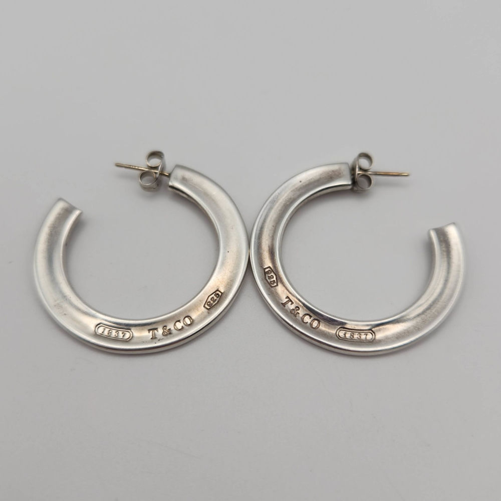 Lot 380: Sterling Tifffany Hoop Earrings 9g