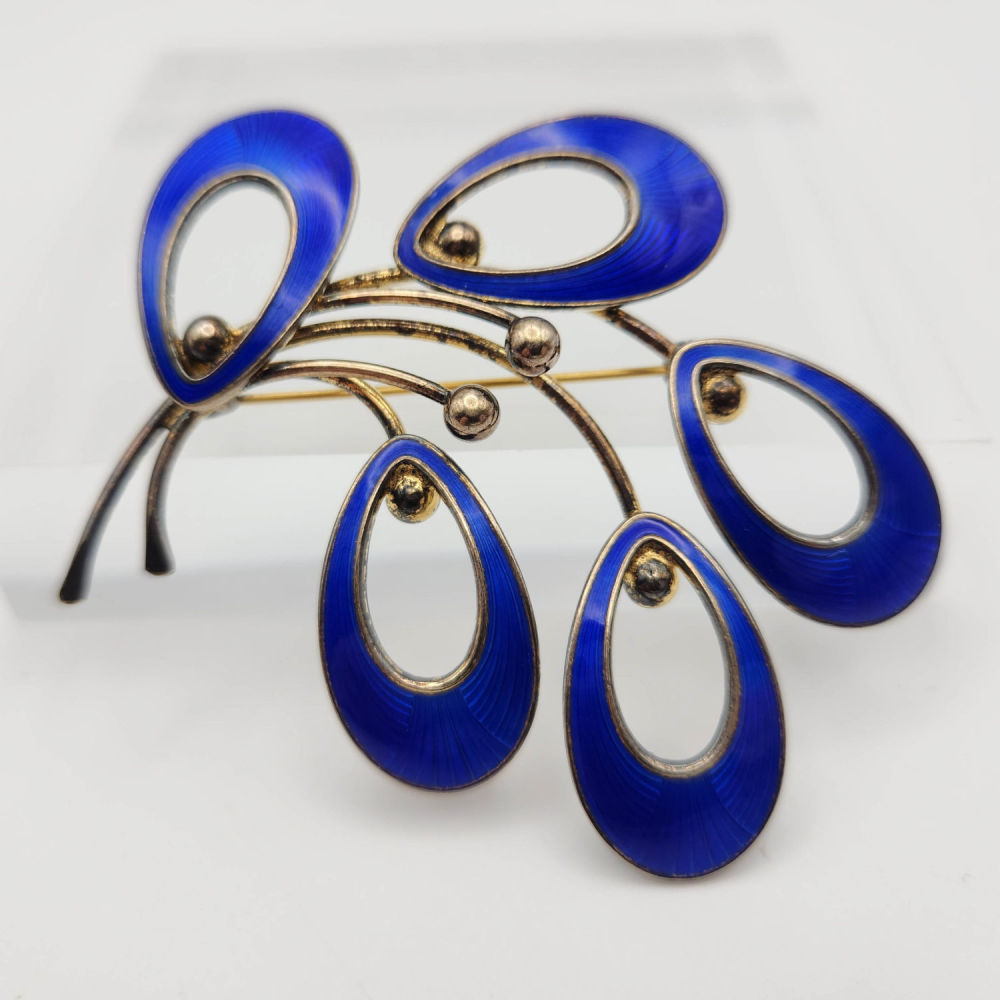 Lot 387: Denmark Jemax Sterling Enamel Guilloche Pendant 15.5g