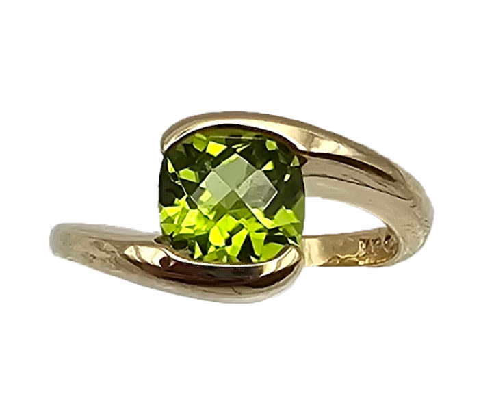 Lot 430: 14k Gold 1.25 carat solitaire Tourmaline Cocktail Ring Size 6.25