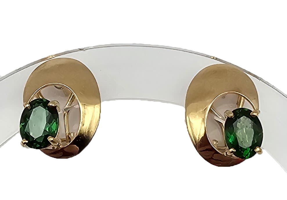 Lot 431: 14k Gold Chrome Tourmaline Clip Back Earrings 2 Carat TCW