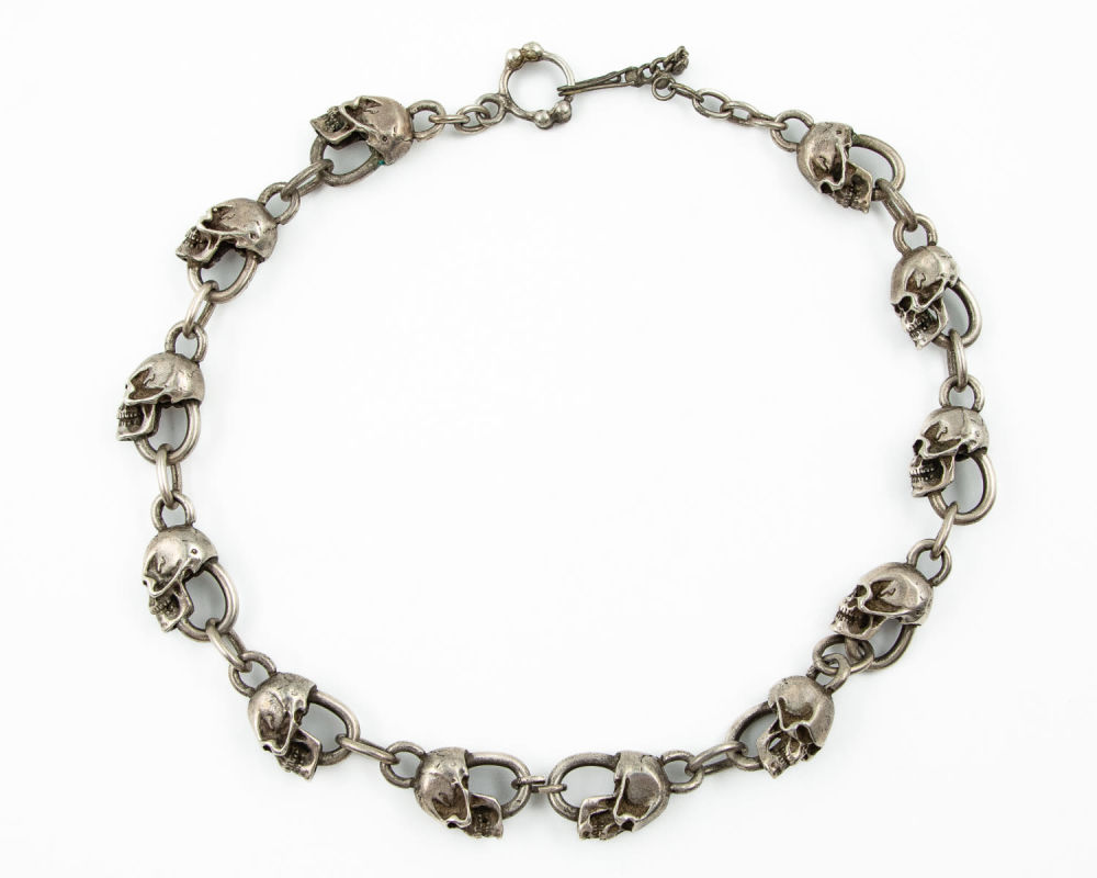 Lot 564: Silver Skull Necklace 192g