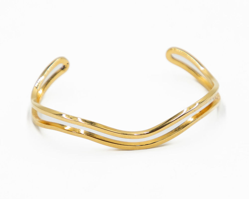 Lot 593: Trifari Gold Tone Wavy Cuff Bracelet