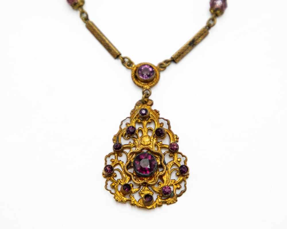 Lot 611: Vintage Czech Amethyst Rhinestone Necklace