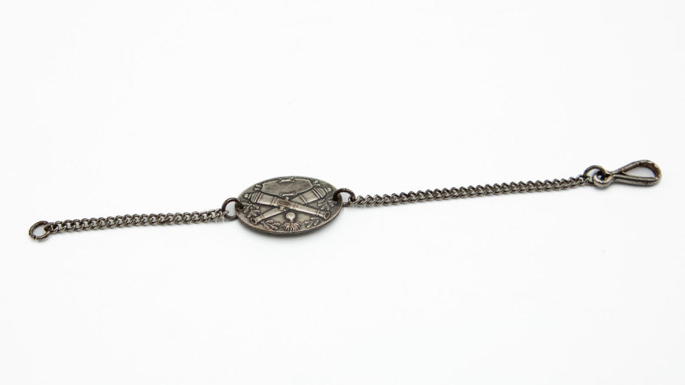 Lot 663: French Military "Plaques D'Identification" Bracelet WW1 Era w/ Artillery Bullion