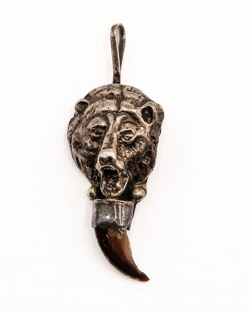 Lot 179: Signed D Navajo Sterling Bear Claw Pendant