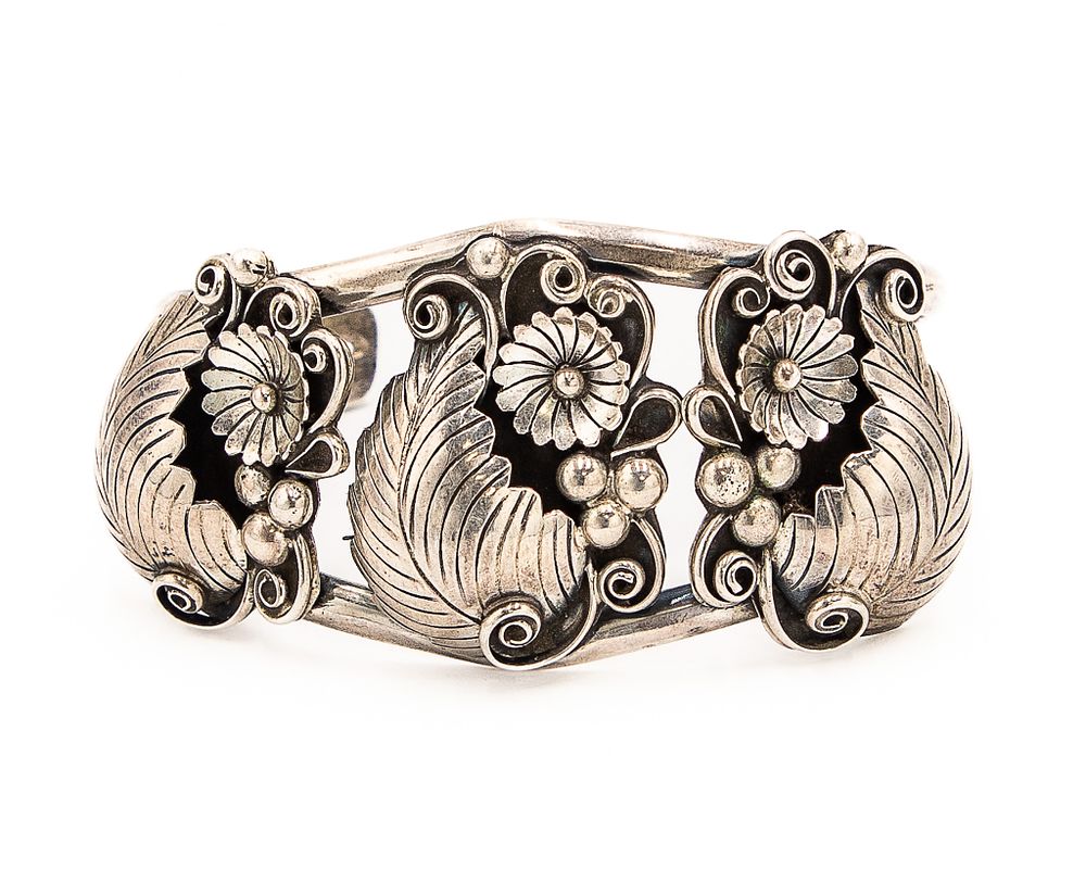Lot 243: Raymond Platero RBP IHMSS Cuff Bracelet