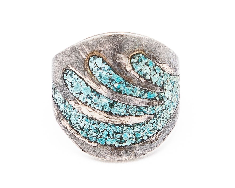 Lot 254: Ernest Vivnita Bewanika Eagle #3 Crushed Turquoise Sterling Ring Sz. 6.75