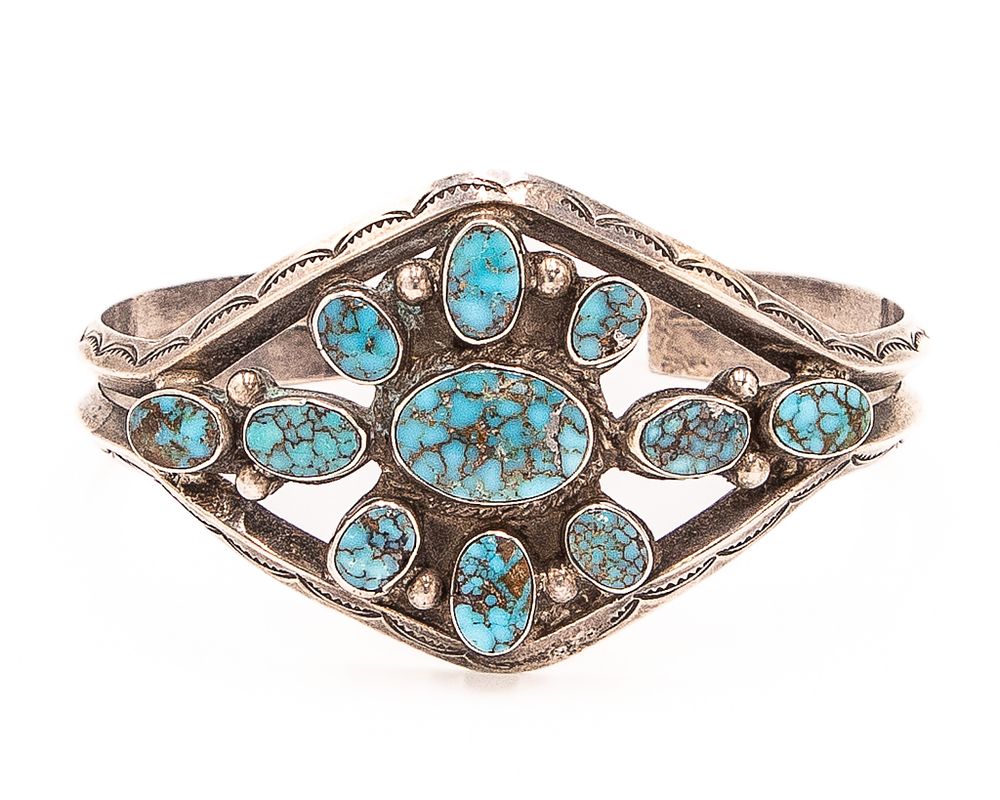 Lot 283: Vintage Navajo Sterling Turquoise Cuff Bracelet