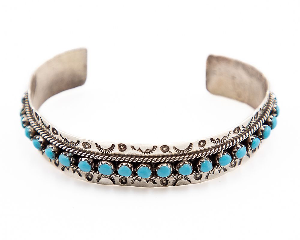 Lot 352: Jason & Pearl Ukestine Zuni Sterling Snake Eye Turquoise Cuff Bracelet