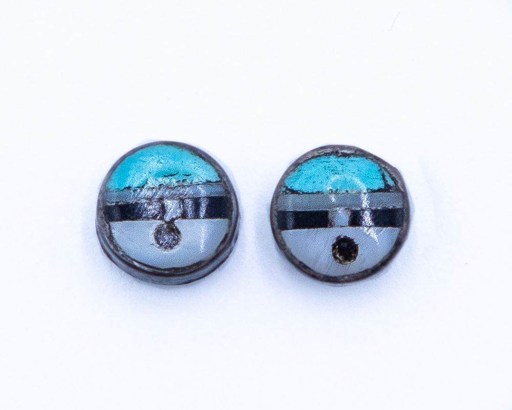 Lot 705: Vintage Zuni Mother Of Pearl Turquoise Onyx Sunface Stud Earrings