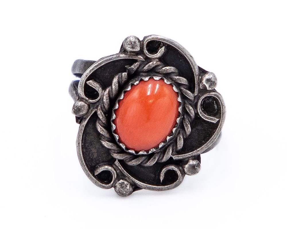 Lot 709: Vintage Navajo Coral Sterling Ring Sz 6.5
