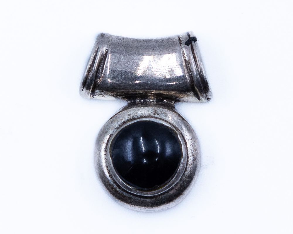 Lot 792: Vintage Mexico Onyx Sterling Pendant