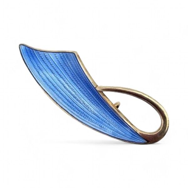 Lot 251: Norway Aksel Holmsen Guilloche Enamel Sterling Silver Blue Leaf Brooch 10 G