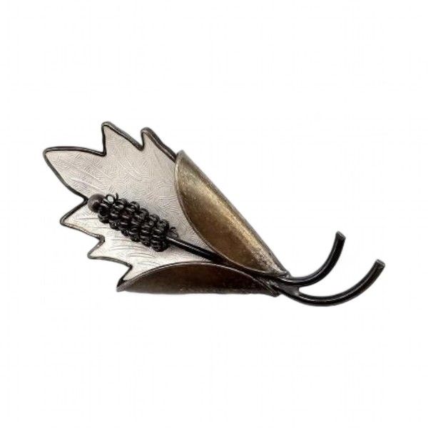 Lot 318: Norway Knut Andreas Rasmussen Guilloche Enamel Sterling Silver White Flower Brooch 10.7 G