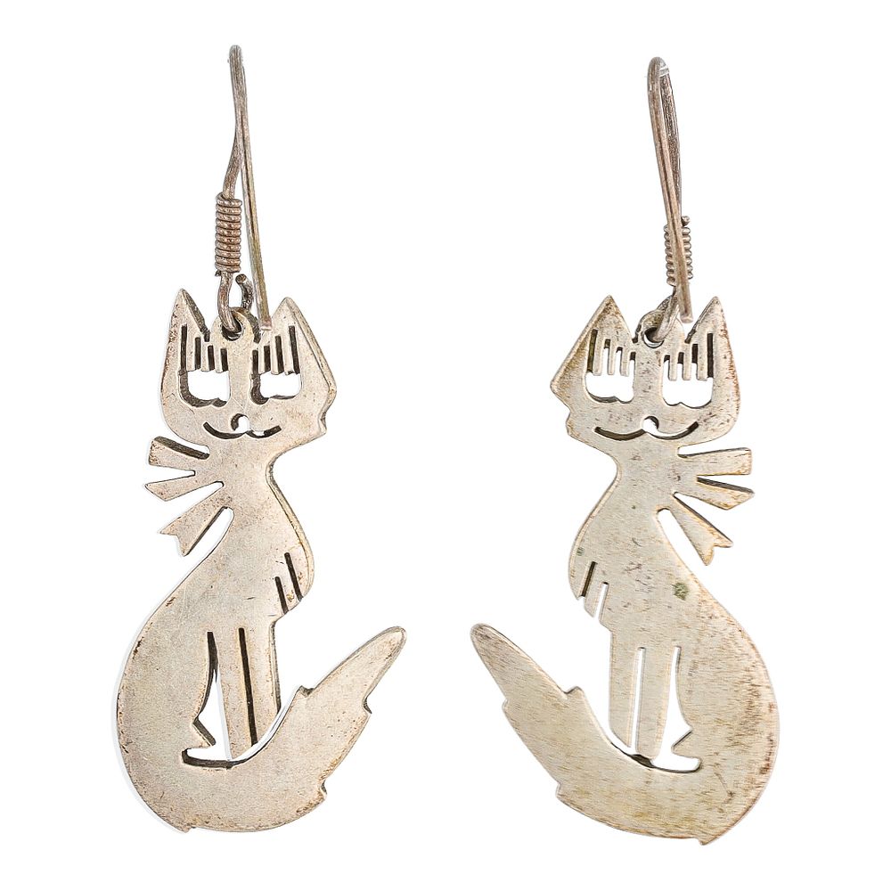 Lot 363: Signed TP-84 Taxco Mexico Sterling Cat Dangle Earrings