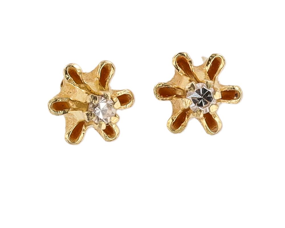 Lot 477: Clear Stone 14K Gold Stud Earrings
