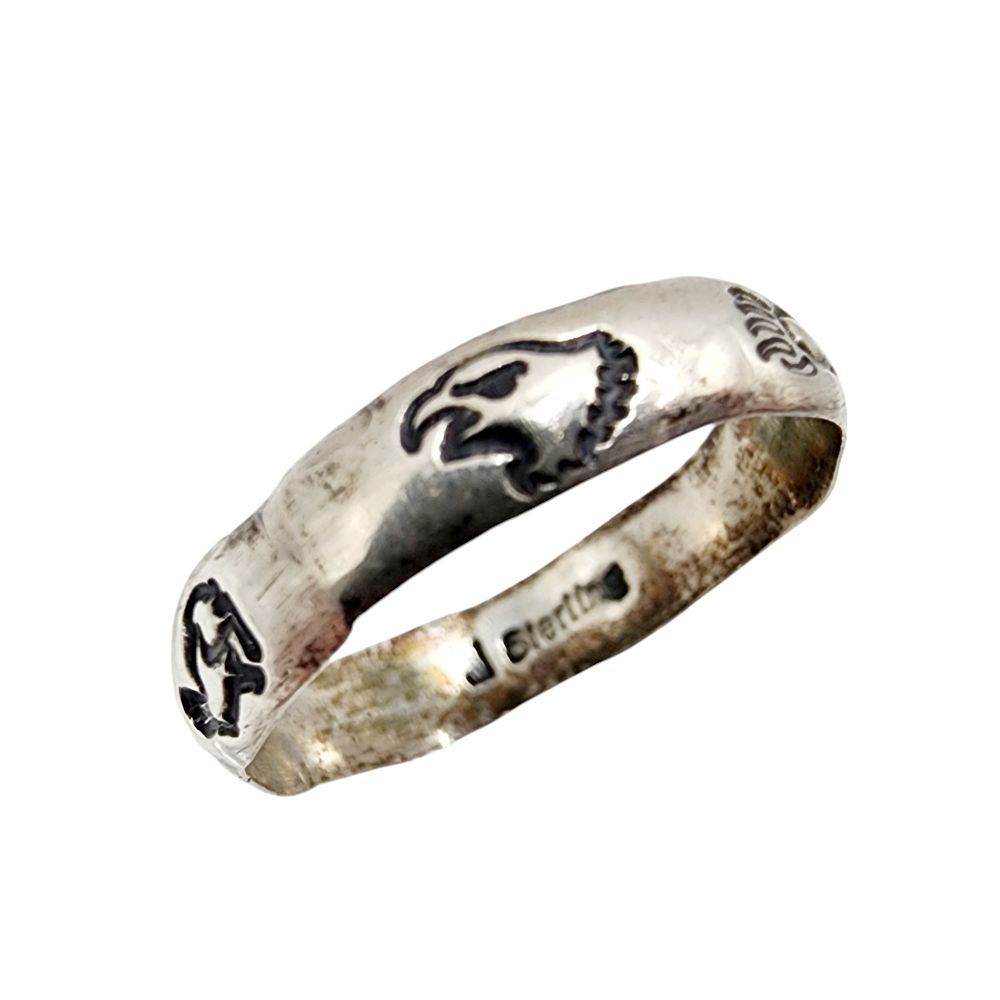 Lot 196: Vintage Signed Navajo Sterling Handmade Stamped Ring Sz 9 2.1g