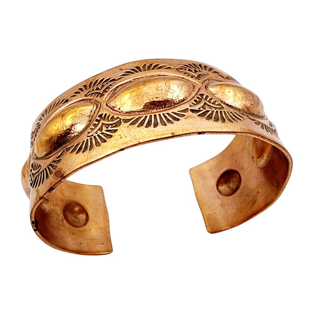 Lot 355: Ronnie Willie Navajo Copper Repousse Handstamped Cuff 43.6g