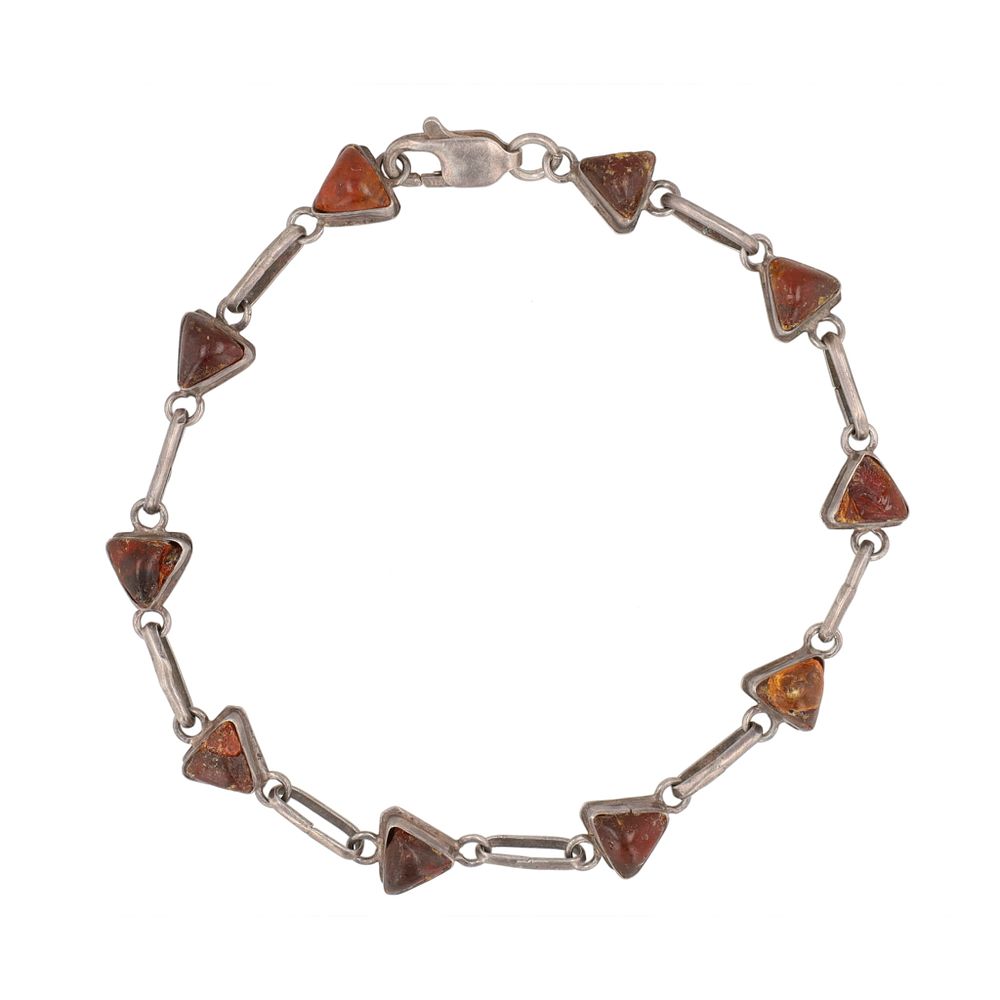 Lot 186: Mexico Amber Sterling Bracelet