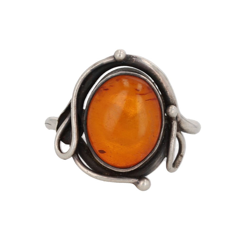 Lot 290: Amber 800 Silver Oval Ring Sz. 8.5