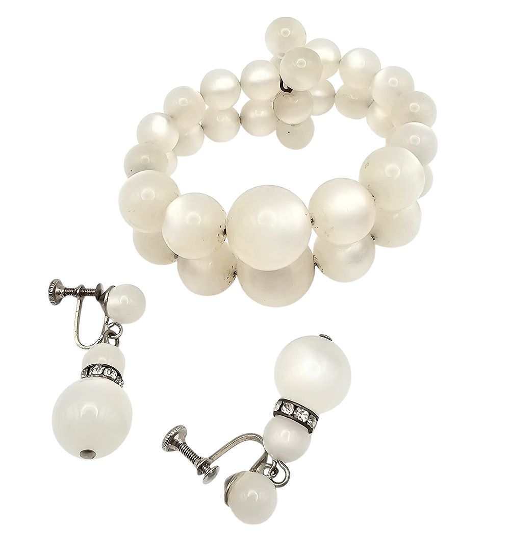 Lot 188: Vintage White Moonglow Lucite Bead Bracelet Earrings Set