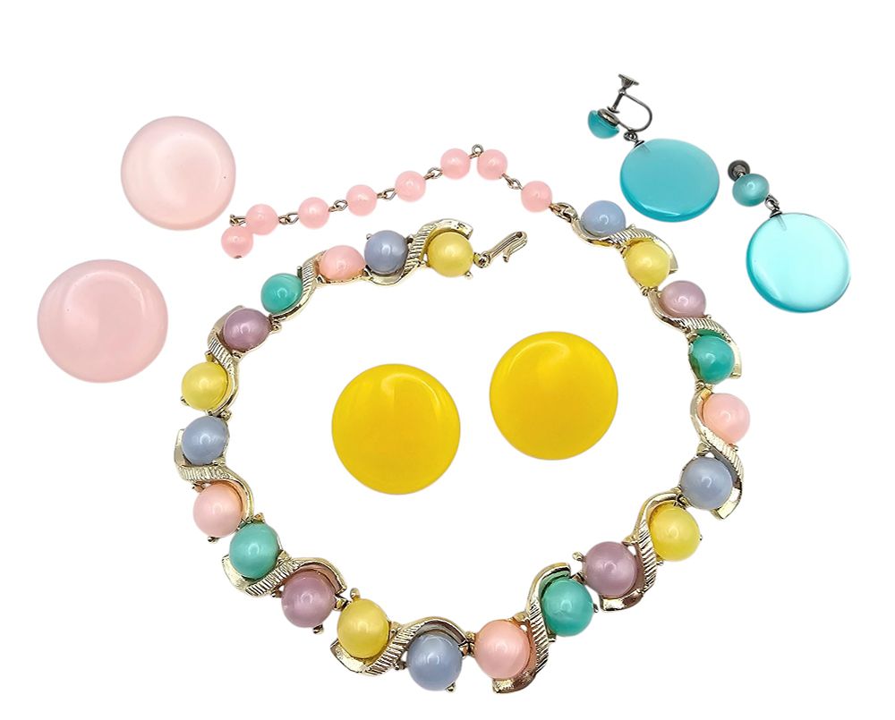 Lot 193: Vintage Pastel Lot Moonglow Lucite Bead Necklace Earrings Set