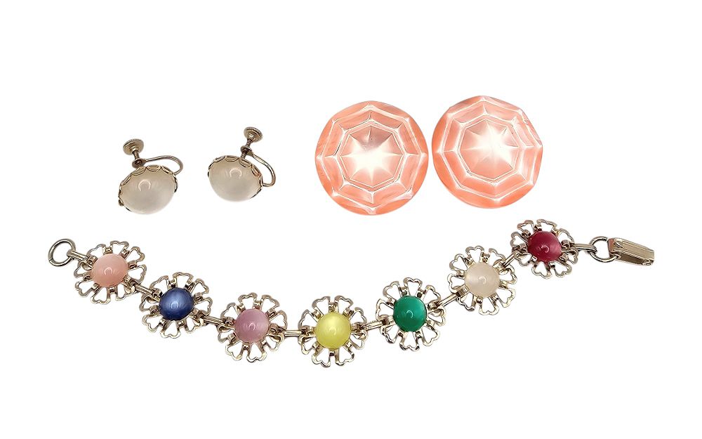 Lot 196: Vintage Lot Pastel Moonglow Lucite Bracelet Earrings