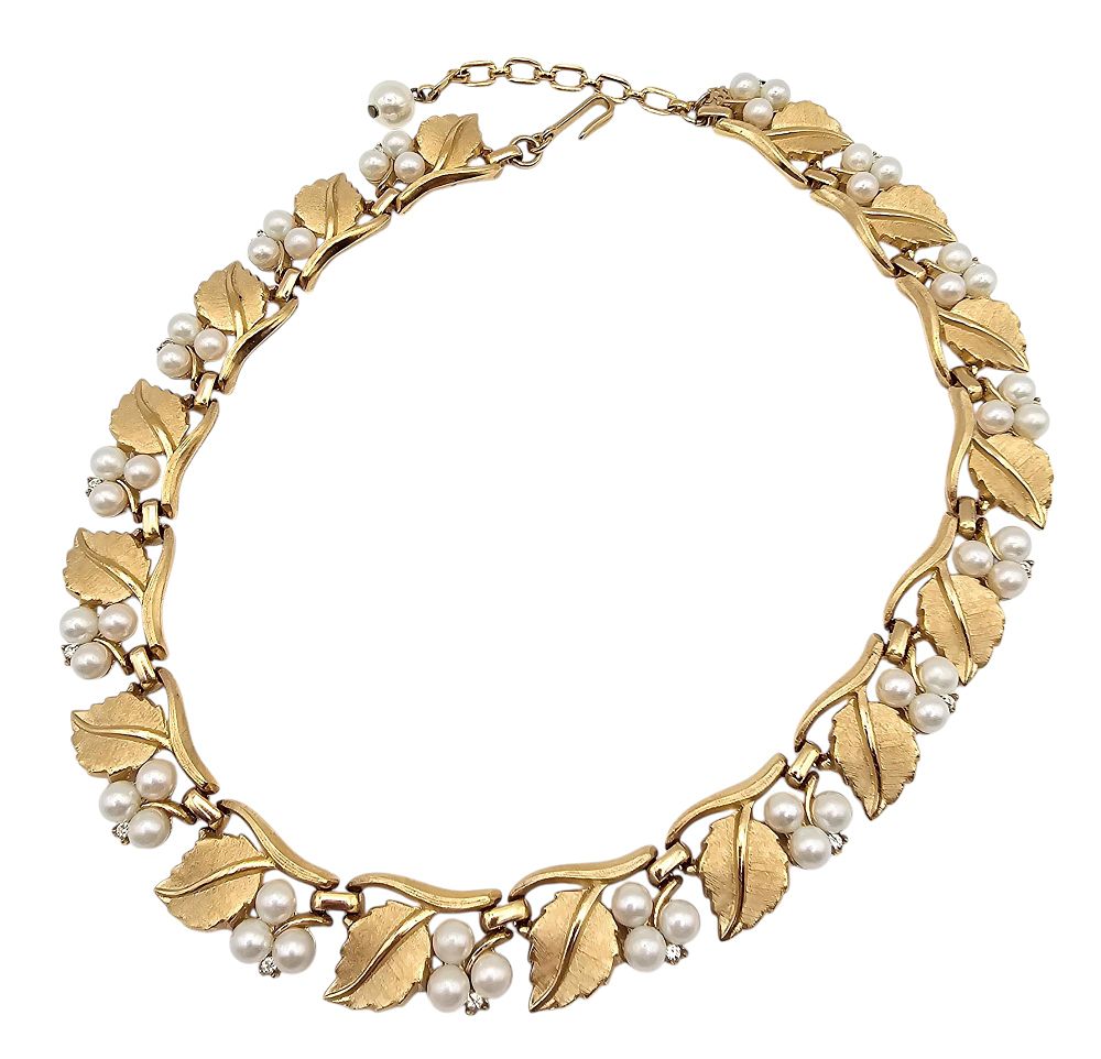 Lot 212: Trifari Faux Pearl Gold Tone Leaf Berry Necklace