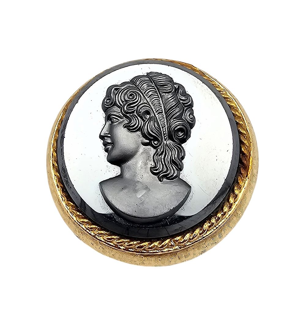 Lot 231: Capri Black Cameo Gold Tone Raised Brooch