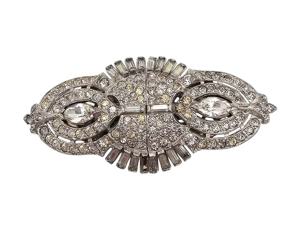 Lot 260: Vintage Clear Rhinestone Silver Tone Duet Sweater Clip Brooch