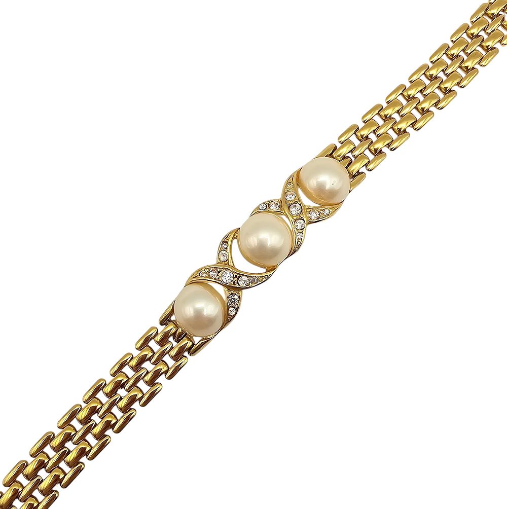 Lot 274: Trifari Faux Pearl Gold Tone Bracelet