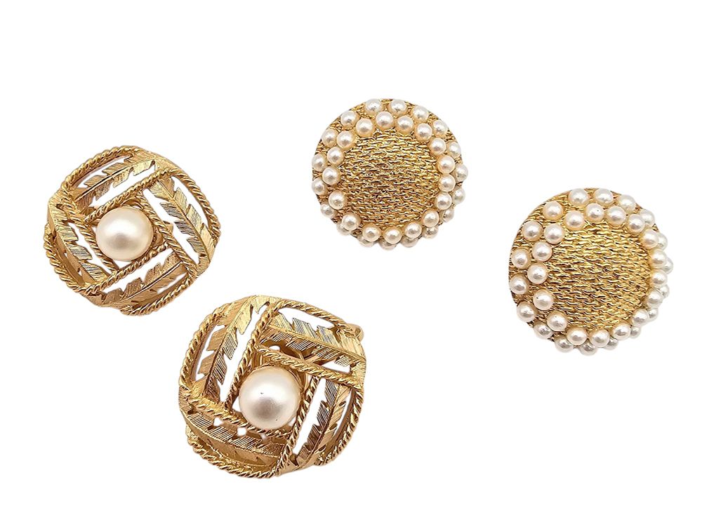 Lot 292: Crown Trifari Faux Pearl Gold Tone Lot 2 Earrings