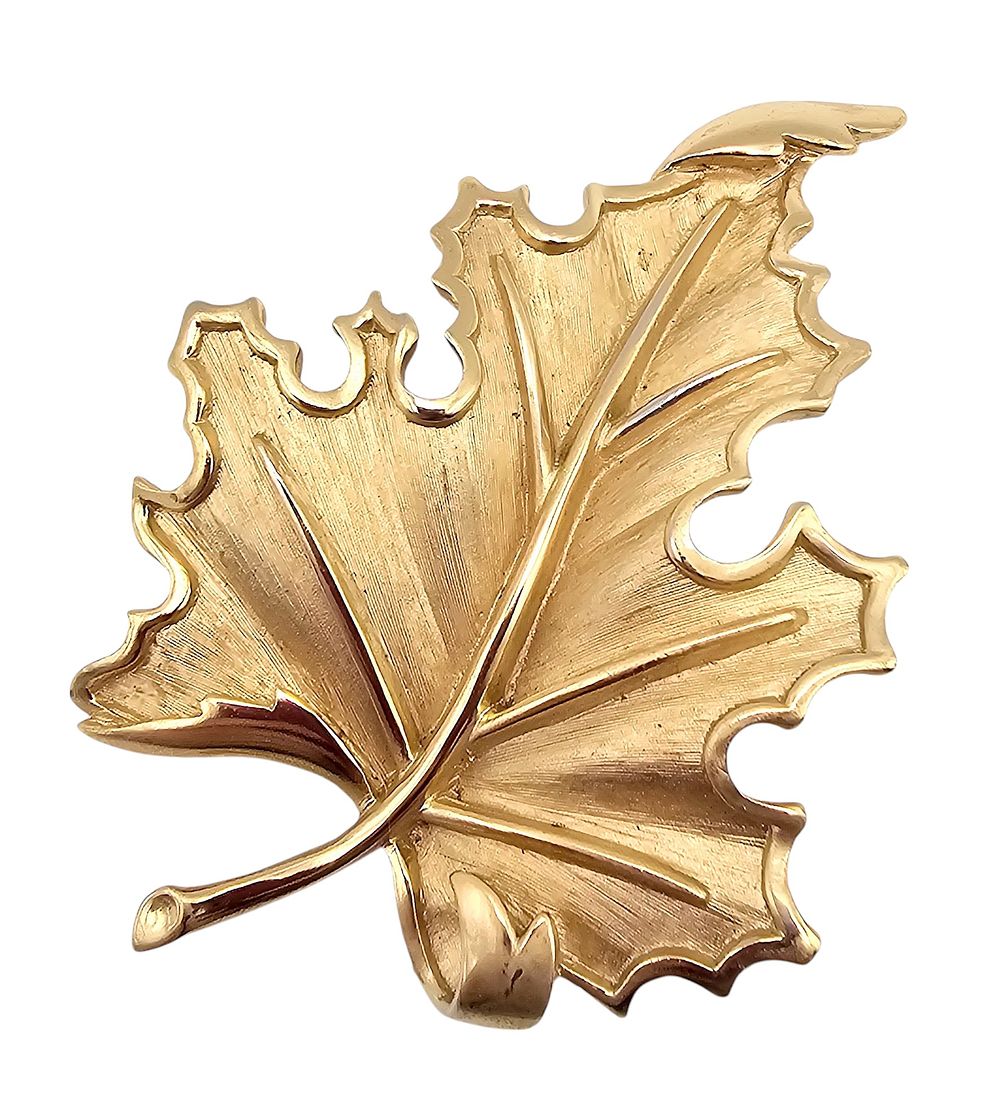 Lot 341: Crown Trifari Vintage Brushed Gold Tone Leaf Brooch
