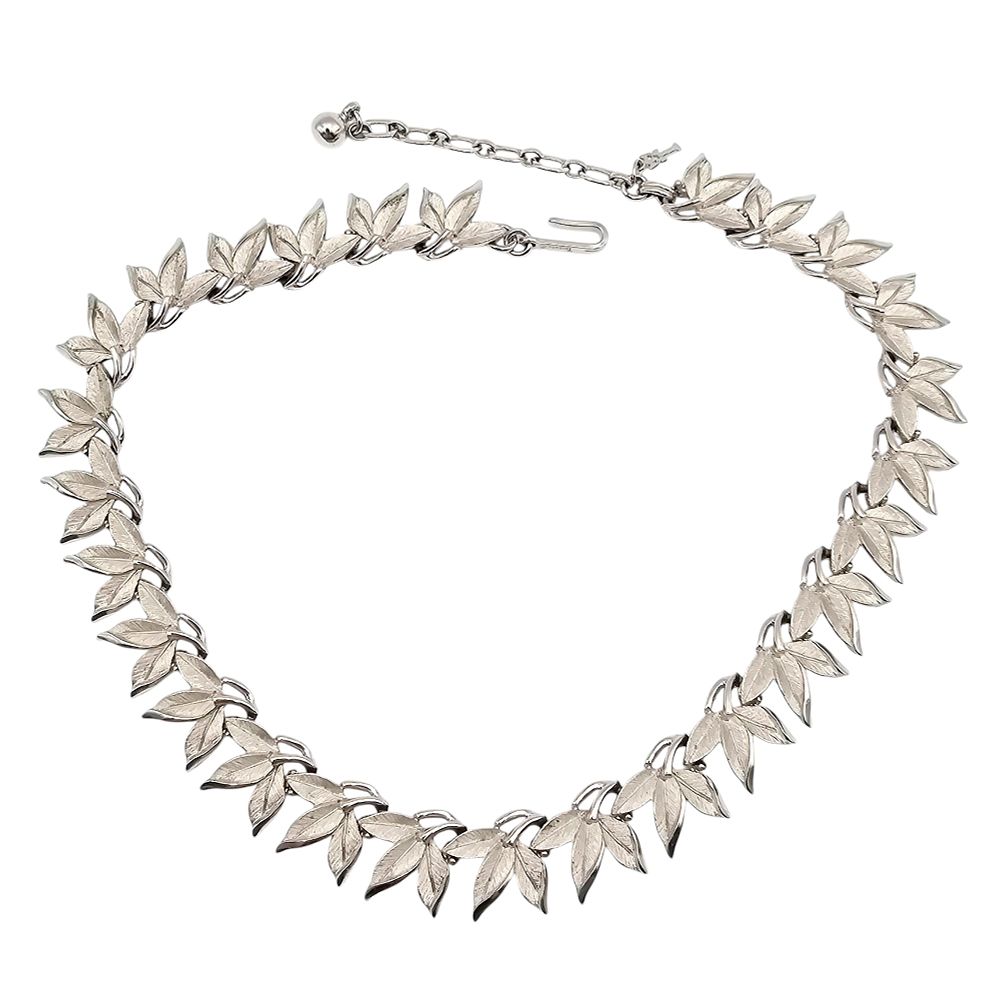 Lot 350: Trifari Brushed Silver Tone Leaf Link Necklace