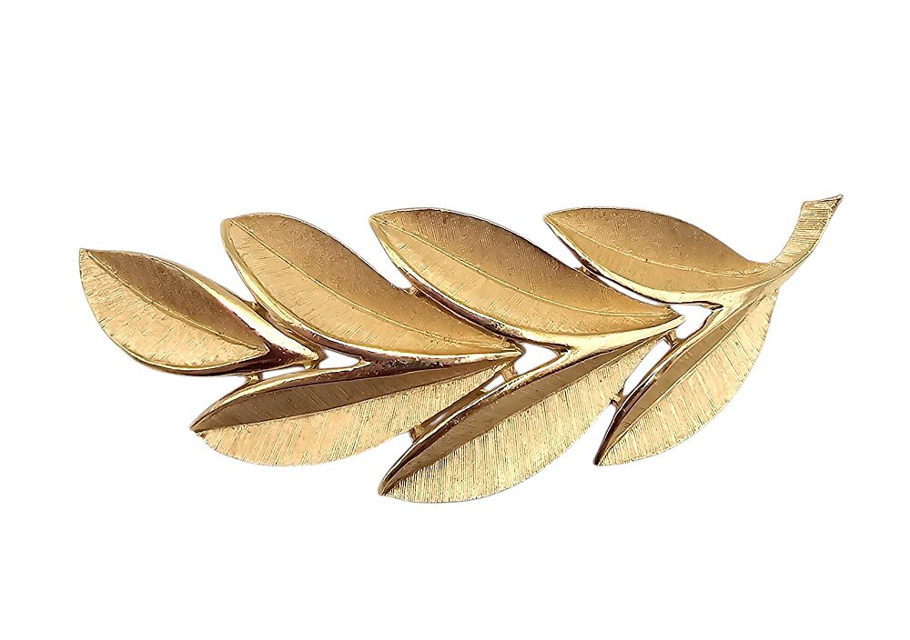 Lot 356: Crown Trifari Brushed Gold Tone Long Leaf Brooch