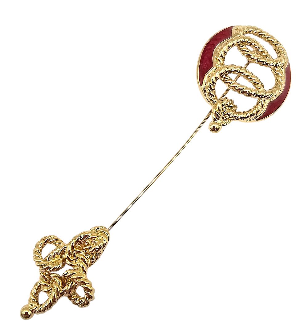 Lot 428: Trifari Enamel Gold Tone Lapel Pin
