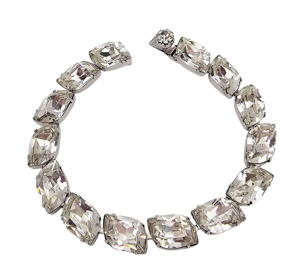 Lot 473: Weiss Vintage Clear Rhinestone Silver Tone Leaf Shape Bracelet