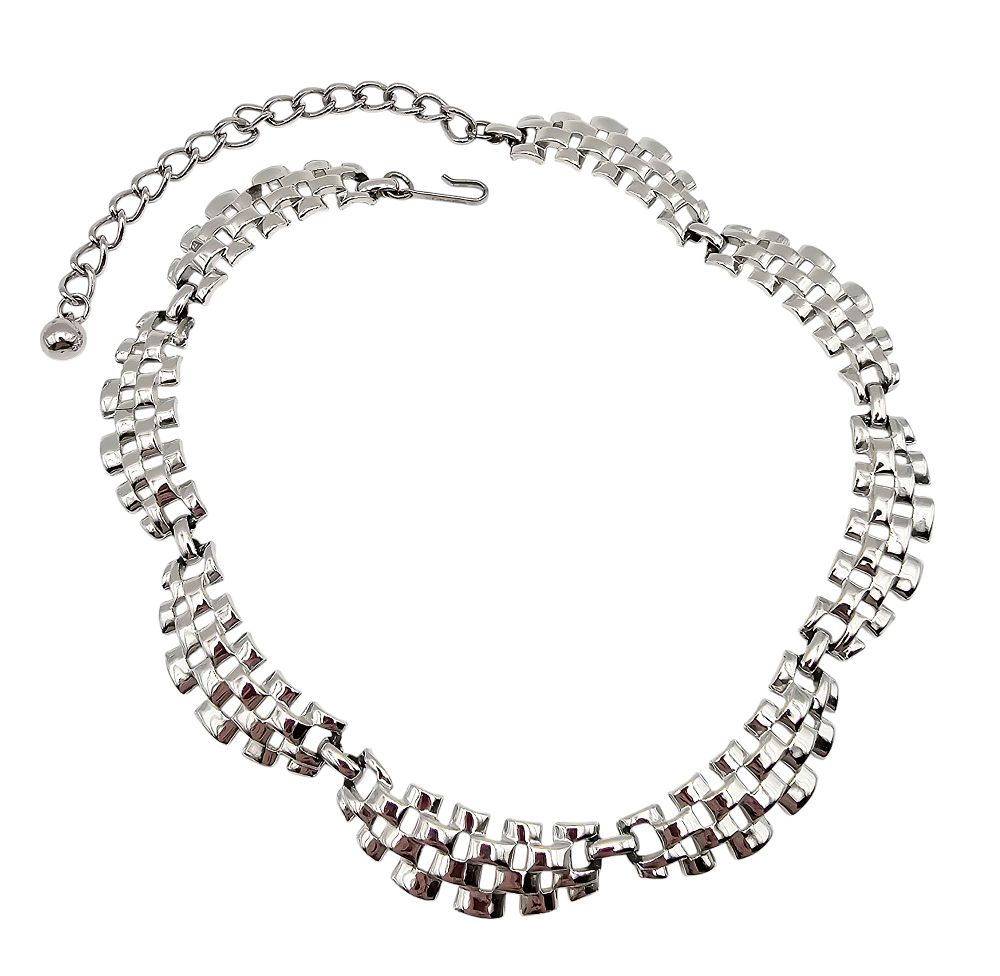 Lot 541: Coro Silver Tone Brick Link Necklace