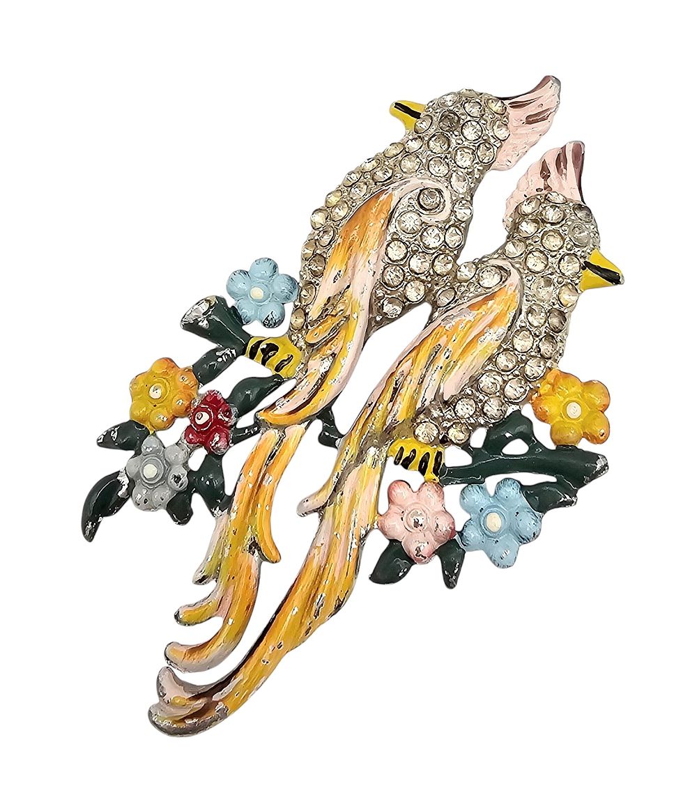 Lot 580: Unsigned Coro Vintage Enamel Rhinestone Cockatoo Bird Brooch