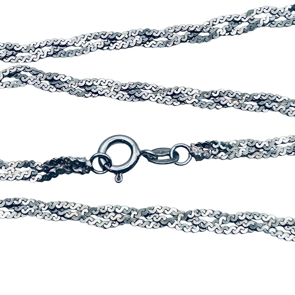 Lot 220: CMG, Italy Sterling Silver Braided Swirl Chain Necklace. 5.48g.